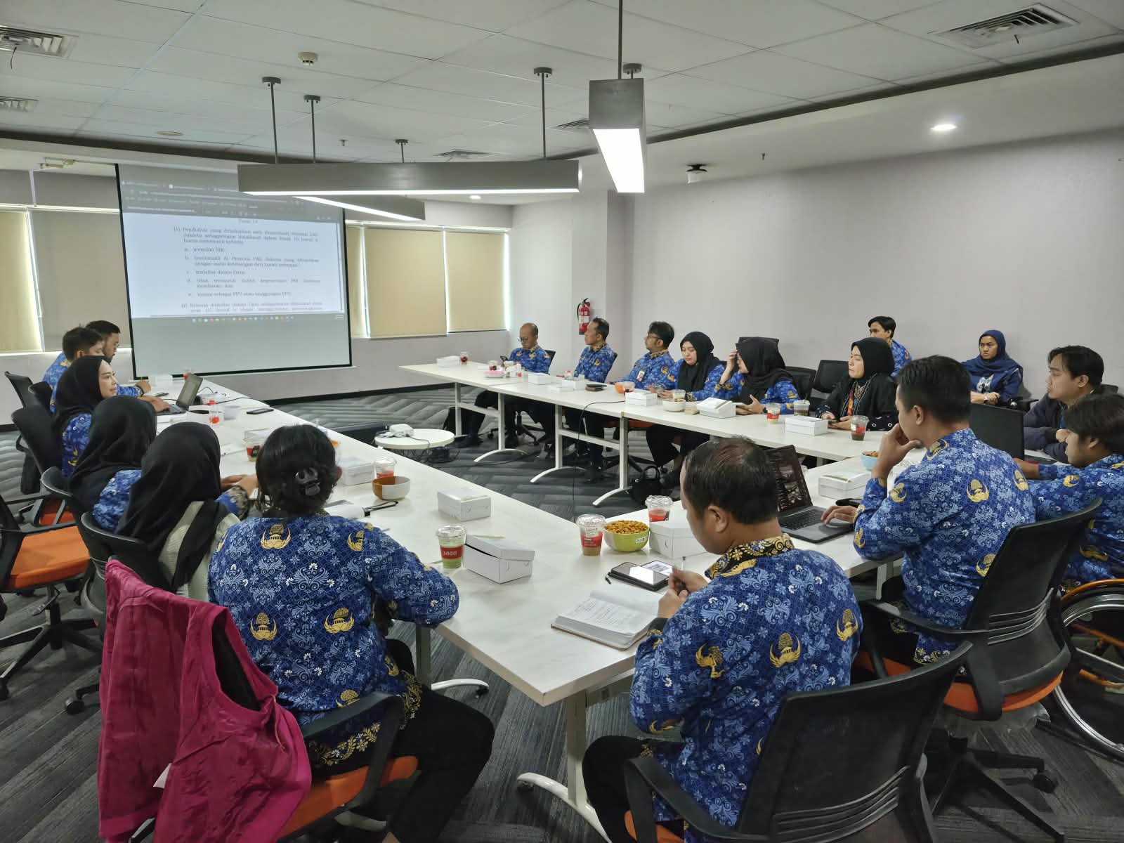 Dinas Kesehatan melalui UP Jamkesjak bersama DPMPTSP dan Biro Pemerintahan Perkuat Kolaborasi, Koordinasikan Layanan Surat Keterangan Domisili untuk Administrasi JKN
